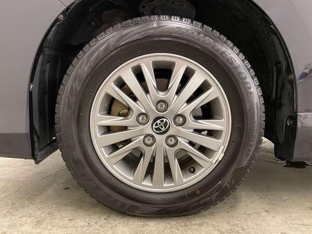 エスクァイア Ｇｉ　ブラックテーラード　禁煙車／セーフティセンスＣ／純正１１インチフリップタウンモニター／フルセグ付９インチＴコネクトＳＤナビ／走行中ＴＶ／ＤＶＤ視聴可／Ｂｌｕｅｔｏｏｔｈ対応／バックカメラ／両側電動スライドドア／純正ＡＷ／（25枚目）