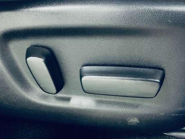 ハリアー プレミアム　スタイルアッシュ　禁煙車／ＰＣＳ／アダブティブクルーズコントロール／フルセグ付９．２インチＴコネクトＳＤナビ／ＤＶＤ／ＢＤ可／Ｂｌｕｅｔｏｏｔｈ／バックカメラ／ＬＥＤヘッドライト／純正１８インチＡＷ／障害物センサー／（16枚目）