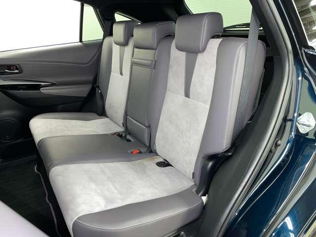 ハリアー プレミアム　スタイルアッシュ　禁煙車／ＰＣＳ／アダブティブクルーズコントロール／フルセグ付９．２インチＴコネクトＳＤナビ／ＤＶＤ／ＢＤ可／Ｂｌｕｅｔｏｏｔｈ／バックカメラ／ＬＥＤヘッドライト／純正１８インチＡＷ／障害物センサー／（17枚目）