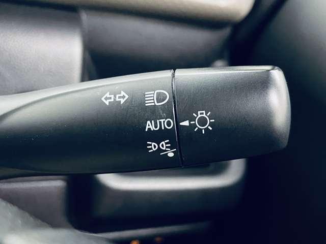 ワゴンＲ ハイブリッドＦＸ　禁煙車！衝突被害軽減ブレーキ！メモリーナビ！Ｂｌｕｅｔｏｏｔｈ！フルセグＴＶ！ＤＶＤ再生！ＥＴＣ！オートライト！シートヒーター！スマートキー＆プッシュスタート！アイドリングストップ！横滑り防止装置！（10枚目）