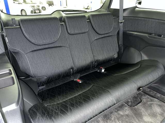 オデッセイ アブソルート・Ｘホンダセンシングアドバンスドパッケジ　禁煙車！衝突被害軽減ブレーキ！アダプティブクルコン！後席モニター！両側Ｐスライドドア！全周囲カメラ！純正ナビ！ＢＴ！フルセグＴＶ！パワーシート！ＥＴＣ！オートライト！スマートキー！キーレス！純正ＡＷ！（20枚目）