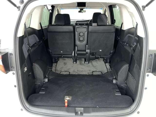 オデッセイ アブソルート・Ｘホンダセンシングアドバンスドパッケジ　禁煙車！衝突被害軽減ブレーキ！アダプティブクルコン！後席モニター！両側Ｐスライドドア！全周囲カメラ！純正ナビ！ＢＴ！フルセグＴＶ！パワーシート！ＥＴＣ！オートライト！スマートキー！キーレス！純正ＡＷ！（24枚目）