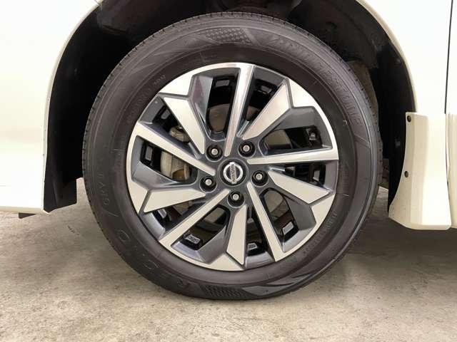 セレナ ハイウェイスターＶ　衝突被害軽減ブレーキ！クルーズコントロール！両側Ｐスライドドア！全方位カメラ！純正ナビ！ＢＴ！フルセグＴＶ！ＥＴＣ２．０！スマートキー！キーレス！アイドリングストップ！障害物センサー！純正１６ＡＷ！（24枚目）