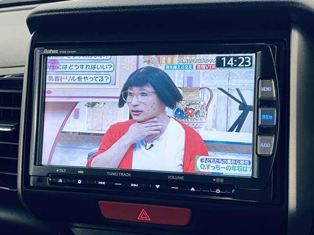 Ｎ－ＢＯＸカスタム Ｇ・ターボパッケージ　禁煙！クルーズコントロール！両側Ｐスライドドア！純正ナビ！Ｂカメラ！ＢＴ！フルセグＴＶ！ＥＴＣ！オートライト！スマートキー＆プッシュスタート！パドルシフト！ＨＩＤヘッドライト！Ｒスポイラー！純正ＡＷ！（7枚目）