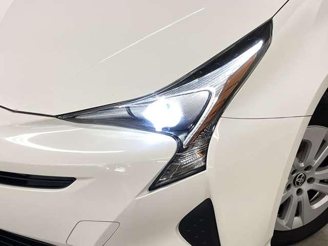 プリウス Ｓ　禁煙車！衝突被害軽減ブレーキ！アダプティブクルコン！メモリーナビ！Ｂカメラ！ＢＴ！ワンセグＴＶ！ＥＴＣ！スマートキー＆プッシュスタート！アイドリングストップ！横滑り防止！ＬＥＤヘッドライト！純正ＡＷ！（21枚目）