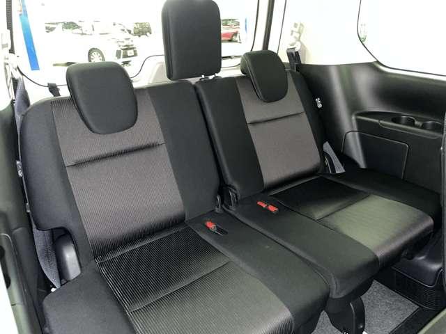 セレナ ｅ－パワー　ハイウェイスターＶ　禁煙車！衝突被害軽減ブレーキ！クルーズコントロール！！プロパイロット！両側Ｐスライドドア！全方位カメラ！メモリーナビ！ＢＴ！フルセグＴＶ！ＥＴＣ！シートヒーター！スマートキー！キーレス！純正１５ＡＷ！（18枚目）
