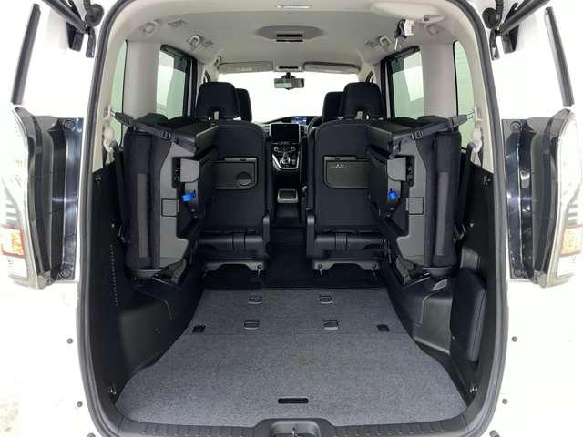セレナ ｅ－パワー　ハイウェイスターＶ　禁煙車！衝突被害軽減ブレーキ！クルーズコントロール！！プロパイロット！両側Ｐスライドドア！全方位カメラ！メモリーナビ！ＢＴ！フルセグＴＶ！ＥＴＣ！シートヒーター！スマートキー！キーレス！純正１５ＡＷ！（22枚目）