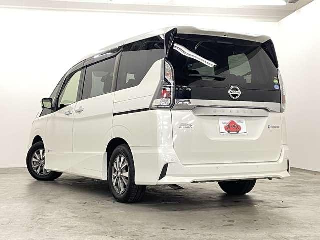セレナ ｅ－パワー　ハイウェイスターＶ　禁煙車！衝突被害軽減ブレーキ！クルーズコントロール！！プロパイロット！両側Ｐスライドドア！全方位カメラ！メモリーナビ！ＢＴ！フルセグＴＶ！ＥＴＣ！シートヒーター！スマートキー！キーレス！純正１５ＡＷ！（28枚目）