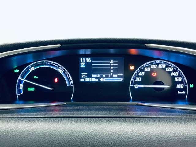 シエンタ ハイブリッドＧ　クエロ　禁煙車！衝突被害軽減ブレーキ！クルーズコントロール！両側パワースライドドア！全方位カメラ！純正ナビ！ＢＴ！フルセグＴＶ！ＥＴＣ！スマートキー！キーレス！アイドリングストップ！ＴＲＤアンダーエアロ！（21枚目）