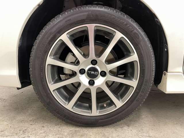 カローラフィールダー ハイブリッドＧ　ダブルバイビー　禁煙車！衝突被害軽減ブレーキ！クルーズコントロール！純正ナビ！バックカメラ！ＢＴ！フルセグＴＶ！ＥＴＣ！シートヒーター！スマートキー！キーレス！アイドリングストップ！ＴＲＤエアロ！ＴＲＤ１６ＡＷ！（21枚目）