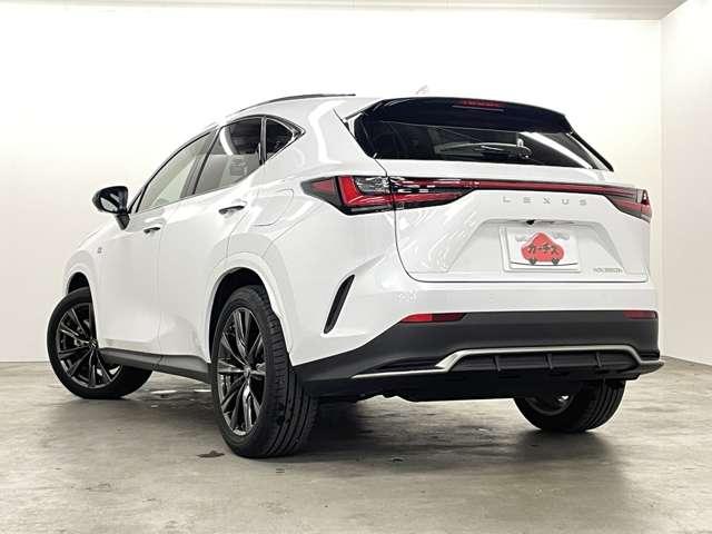 NX NX350h Fスポーツ 禁煙車/ムーンルーフ/セーフティシステムプラス/アダブティブクルーズコントロール/パノラミックビューモニター/フルセグ付14インチディスプレイナビ/Bluetooth対応/BSM/ETC2.0/(32枚目)