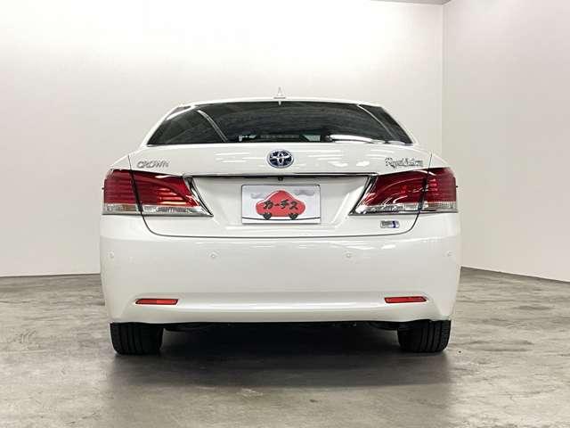 クラウンハイブリッド ロイヤルサルーン ブラックスタイル 禁煙車/ムーンルーフ/PCS/アダブティブクルーズコントロール/パノラミックビューモニター/フルセグ付純正HDDナビ/DVD可/Bluetooth/純正17インチAW/シートヒーター/パワーシート/(28枚目)