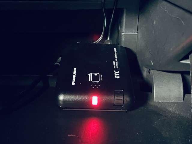 ノート X DIG-S 禁煙車/エマージェンシーブレーキ/アラウンドビューモニター/フルセグ付純正ナビ/DVD再生可/Bluetooth対応/ETC/アイドリングストップ/ウィンカーミラー/オートライト/スマートキー/(12枚目)