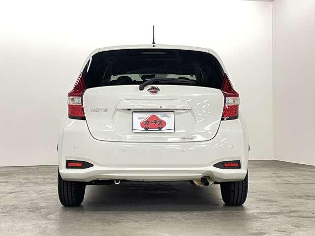 ノート X DIG-S 禁煙車/エマージェンシーブレーキ/アラウンドビューモニター/フルセグ付純正ナビ/DVD再生可/Bluetooth対応/ETC/アイドリングストップ/ウィンカーミラー/オートライト/スマートキー/(26枚目)