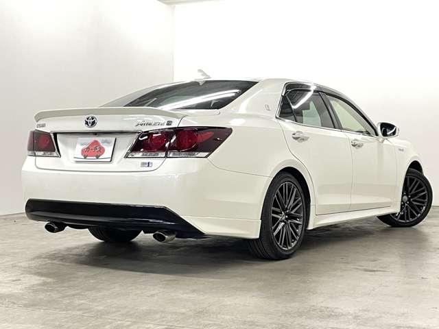 クラウンハイブリッド アスリートS ブラックスタイル 禁煙車/クルーズコントロール/フルセグ付純正HDDナビ/走行中TV/DVD視聴可/Bluetooth対応/バックカメラ/純正18インチブラックスパッタリング塗装AW/シートヒーター/パワーシート/(5枚目)