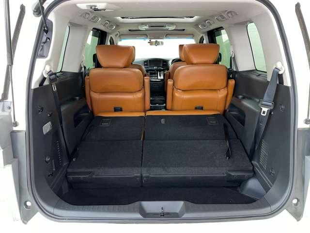 エルグランド 250ハイウェイスターSジェットブラックアバンクロム 禁煙車/ツインサンルーフ/アラウンドビューモニター/フルセグ付純正HDDナビ/DVD再生可/純正フリップタウンモニター/両側電動スライドドア/純正エアロパーツ/パワーシート/ETC/(25枚目)