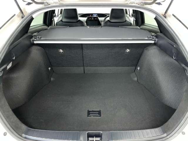 プリウス Sツーリングセレクション 禁煙車/セーフティセンス/アダブティブクルーズコントロール/フルセグ付9インチTコネクトSDナビ/DVD再生可/Bluetooth対応/バックカメラ/純正17インチAW/シートヒーター/ETC/(20枚目)