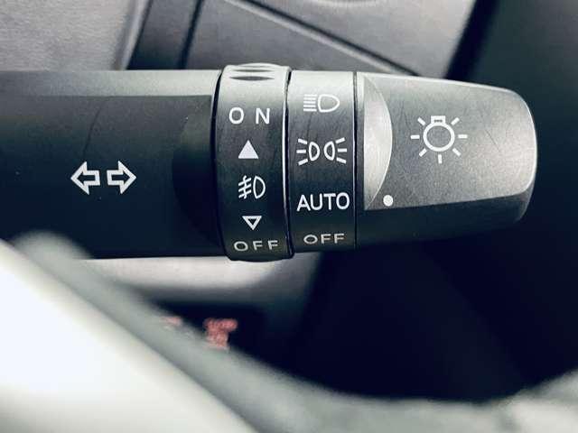 デイズルークス ハイウェイスター X Gパッケージ 禁煙車/エマージェンシーブレーキ/アラウンドビューモニター/フルセグ付純正ナビ/DVD&BD再生可/BLUETOOTH/両側電動スライドドア/アイドリングストップ/純正AW/スマートキー/ETC/(9枚目)