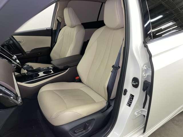 クラウンハイブリッド S Cパッケージ ワンオーナー/禁煙車/セーフティセンス/アダブティブクルーズコントロール/パノラミックビューモニター/フルセグ付純正ナビ/DVD/BD再生可/Bluetooth/純正17インチAW/BSM/HUD/(18枚目)