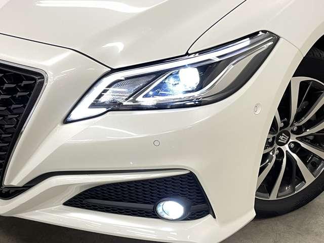 クラウンハイブリッド S Cパッケージ ワンオーナー/禁煙車/セーフティセンス/アダブティブクルーズコントロール/パノラミックビューモニター/フルセグ付純正ナビ/DVD/BD再生可/Bluetooth/純正17インチAW/BSM/HUD/(26枚目)