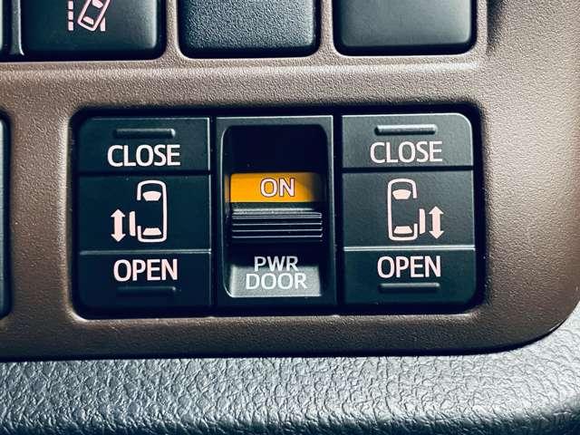 エスクァイア ハイブリッドGi プレミアムパッケージ 禁煙車/セーフティセンス/純正12.1インチフリップタウンモニター/フルセグ付9インチTコネクトSDナビ/DVD再生可/Bluetooth対応/バックカメラ/純正AW/ヒーター付合皮コンビシート/(8枚目)