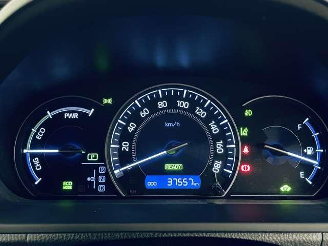 エスクァイア ハイブリッドGi プレミアムパッケージ 禁煙車/セーフティセンス/純正12.1インチフリップタウンモニター/フルセグ付9インチTコネクトSDナビ/DVD再生可/Bluetooth対応/バックカメラ/純正AW/ヒーター付合皮コンビシート/(17枚目)