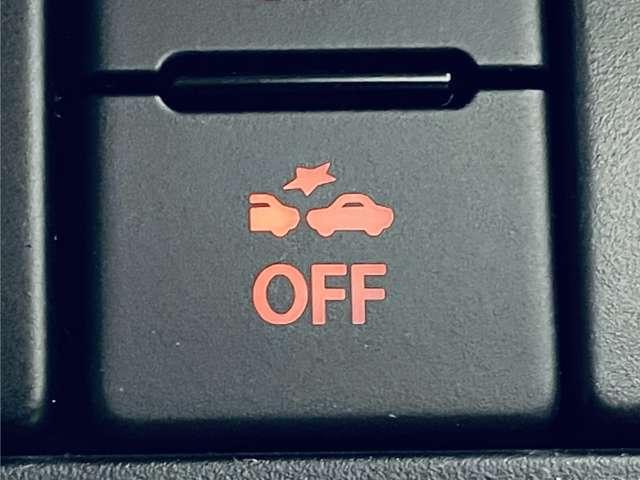 スイフトスポーツ ベースグレード 6MT 5MT/セーフティサポート/アダブティブクルーズコントロール/全方位モニター/フルセグ付純正8インチナビ/DVD再生可/Bluetooth/BSM/ブラックルーフ/純正17AW/LEDヘッドランプ/(8枚目)