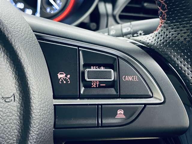 スイフトスポーツ ベースグレード 6MT 5MT/セーフティサポート/アダブティブクルーズコントロール/全方位モニター/フルセグ付純正8インチナビ/DVD再生可/Bluetooth/BSM/ブラックルーフ/純正17AW/LEDヘッドランプ/(10枚目)