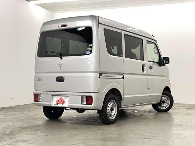 この車輛についてのお問い合わせは⇒カーチス南港販売センター：０６−６５６９−１５４５まで♪お待ちしております！！