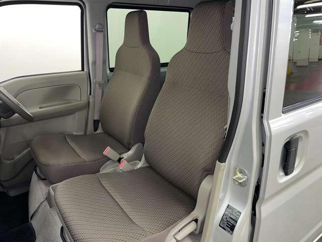 「助手席」　内外装の状態などが気になる、という方はお気軽にお問合せください♪