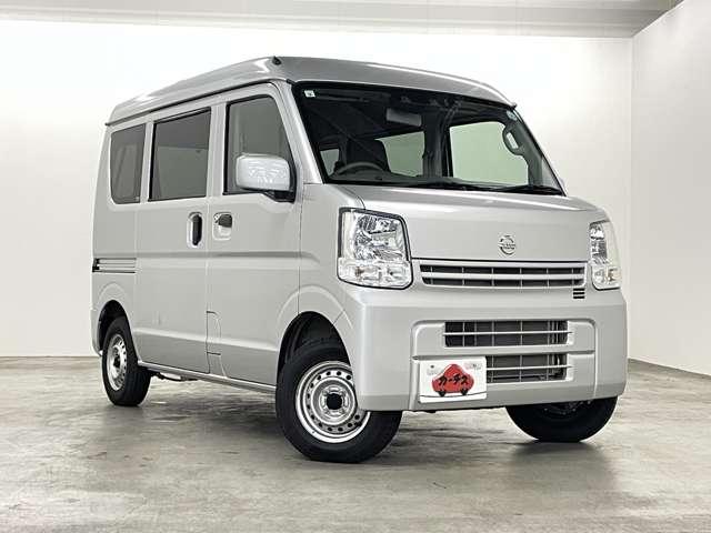 カーチスの車両は、全車に車両状態評価書を明示し、修復歴の有無、車両点数、傷、凹み、板金塗装、タイヤの溝、外装パーツ（パネル）交換の有無などを表記し、透明性のある中古車販売を促進しています。