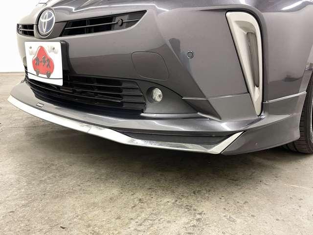 プリウス Ｓツーリングセレクション　禁煙車／セーフティセンス／アダブティブクルーズコントロール／フルセグ付ＴコネクトＳＤナビ／走行中ＴＶ／ＤＶＤ視聴可／Ｂｌｕｅｔｏｏｔｈ対応／バックカメラ／モデリスタアンダーエアロ／クリアランスソナー／（9枚目）