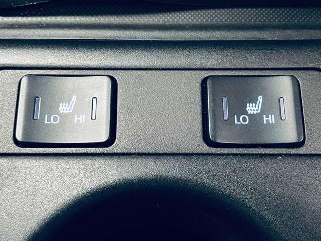 プリウス Ｓツーリングセレクション　禁煙車／セーフティセンス／アダブティブクルーズコントロール／フルセグ付ＴコネクトＳＤナビ／走行中ＴＶ／ＤＶＤ視聴可／Ｂｌｕｅｔｏｏｔｈ対応／バックカメラ／モデリスタアンダーエアロ／クリアランスソナー／（13枚目）