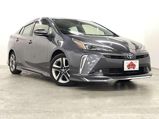 プリウス Ｓツーリングセレクション　禁煙車／セーフティセンス／アダブティブクルーズコントロール／フルセグ付ＴコネクトＳＤナビ／走行中ＴＶ／ＤＶＤ視聴可／Ｂｌｕｅｔｏｏｔｈ対応／バックカメラ／モデリスタアンダーエアロ／クリアランスソナー／（32枚目）