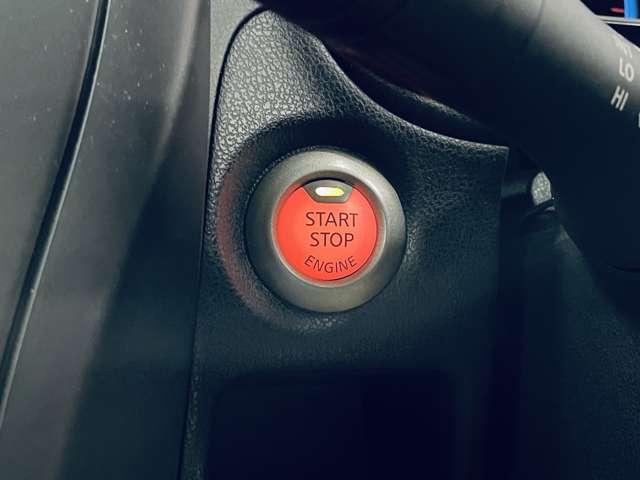 ノート Ｘ　禁煙車／エマージェンシーブレーキ／アラウンドビューモニター／ワンセグ付カロッツェリアナビ／ＤＶＤ再生可／Ｂｌｕｅｔｏｏｔｈ対応／アイドリングストップ／インテリジェントキー／オートライト／ＥＴＣ／（11枚目）