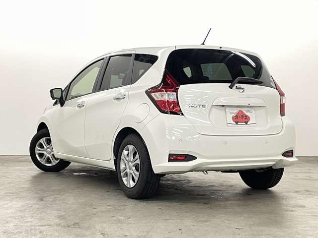 ノート Ｘ　禁煙車／エマージェンシーブレーキ／アラウンドビューモニター／ワンセグ付カロッツェリアナビ／ＤＶＤ再生可／Ｂｌｕｅｔｏｏｔｈ対応／アイドリングストップ／インテリジェントキー／オートライト／ＥＴＣ／（23枚目）