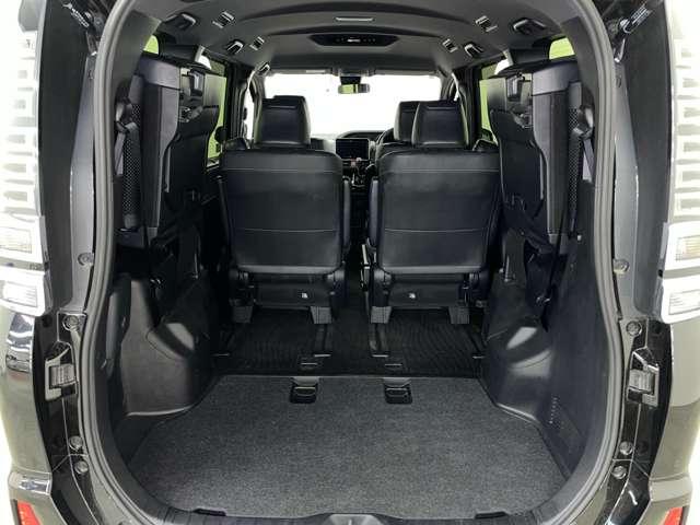 ヴォクシー 2.0ZS煌III 7名 フルセグ付9インチTコネクトSDナビ!走行中TV/DVD視聴可!BT!バックガイドM!セーフティセンス!アイドリングストップ!両側パワスラ!純正AW!合皮コンビシート!革巻ステアリ(25枚目)