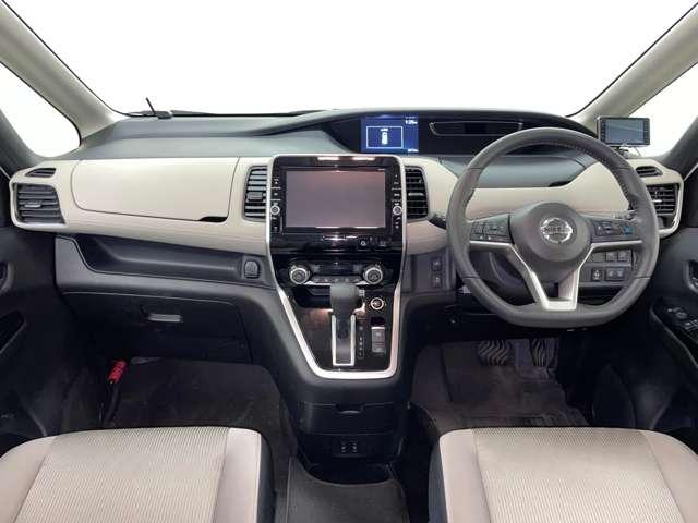 セレナ 2.0ハイウェイスターG 8名 フルセグ付純正9インチナビ&11インチFDM!DVD&BD再生可!BT!アラウンドビューモニター!エマブレ!LDW!プロパイロット!アイドリングS!両側パワスラ!純正AW!LEDヘ(6枚目)