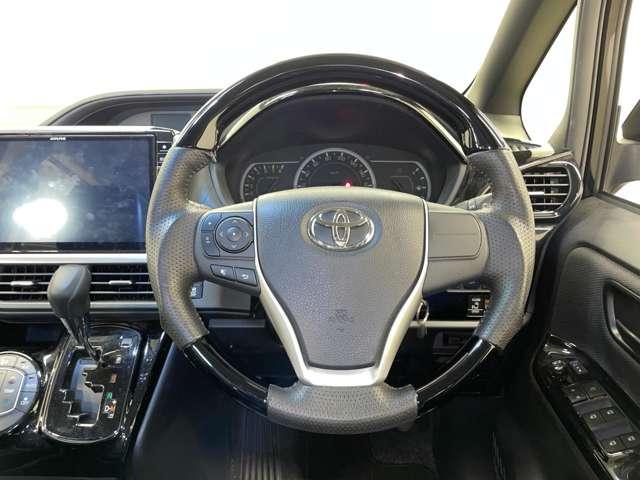 ヴォクシー 2.0X 7名 フルセグ付アルパイン11インチメモリーナビ&10.1インチFDM!DVD再生可!BLUETOOTH!バックモニター!アイドリングストップ!パワスラ!フレーダーマウスF&Rエアロバン(18枚目)