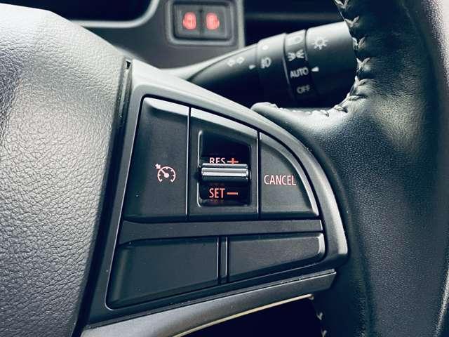 「クルーズコントロール」　アクセルを踏まなくても設定した速度で自動的に走行するのでドライバーの負担を軽減します♪