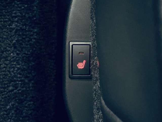 「シートヒーター」　寒い冬の必需品♪エアコンよりも早く暖めてくれます☆