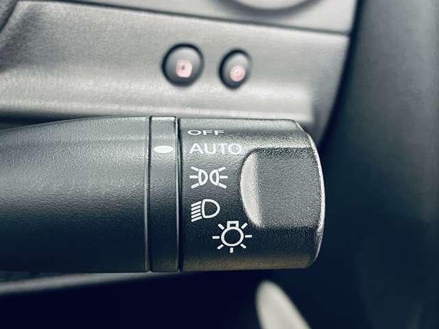 ノート e-パワー X フルセグ付純正ナビ!DVD再生可!BT!アラウンドビューモニター!エマージェンシーブレーキ!LDW!純正AW!LEDヘッドライト!ウィンカーミラー!オートライト!インテリジェントル(12枚目)