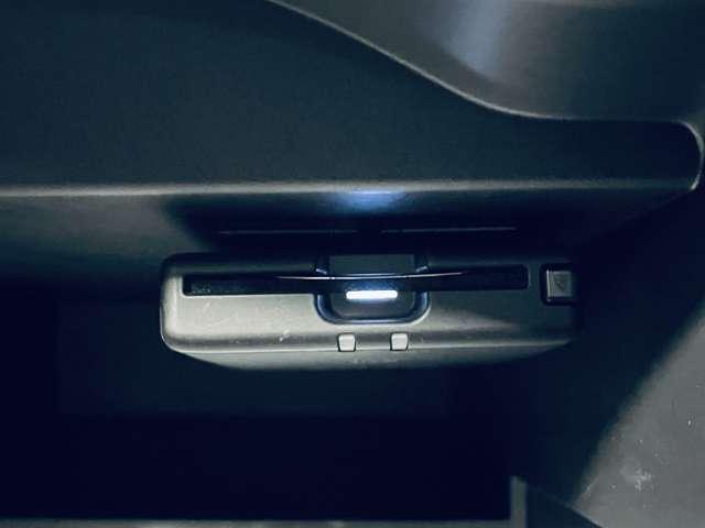 ノート e-パワー X フルセグ付純正ナビ!走行中TV/DVD視聴可!BT!アラウンドビューモニター!エマージェンシーブレーキ!LDW!純正AW!LEDヘッドライト!ウィンカーミラー!オートライト!インテ(13枚目)