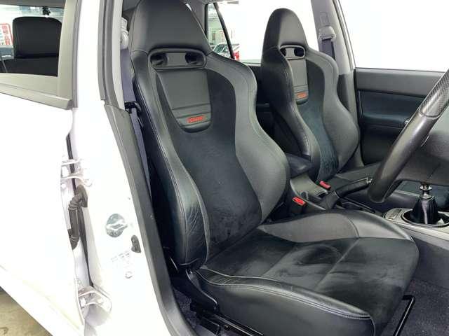 ＲＥＣＡＲＯ社製ハーフレザーシート！