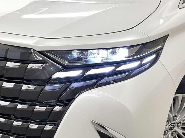 アルファード X フルセグ付9.8インチTコネクトナビ!BT!パノラミックビューM!セーフティセンス!両側パワスラ!ユニバーサルステップ!純正17インチAW!革巻ステアリング!Rクルコン!LEDヘッ(27枚目)