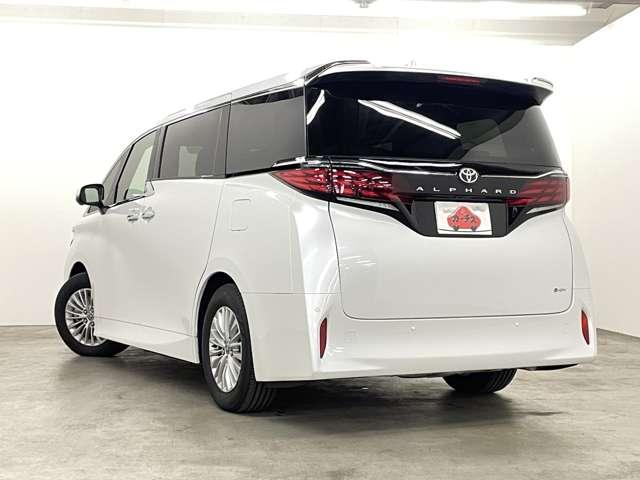 アルファード X フルセグ付9.8インチTコネクトナビ!BT!パノラミックビューM!セーフティセンス!両側パワスラ!ユニバーサルステップ!純正17インチAW!革巻ステアリング!Rクルコン!LEDヘッ(32枚目)