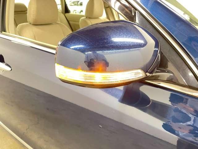 「ウインカーミラー」　見た目だけでなく、対向車からの視認性向上につながって安全度もアップ☆