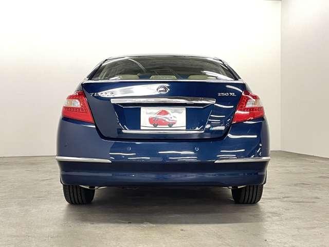 カーチスでは全車に「車両状態評価書」を明示。修復歴の有無、傷、凹み、板金塗装、タイヤの溝などを分かりやすく表示しておりますので、お気に入りの一台を安心してお選びいただけます♪