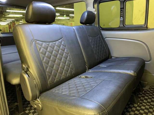 ＮＶ３５０キャラバンバン 　フルセグ付ストラーダナビ！走行中ＴＶ／ＤＶＤ視聴可！ＢＴ！アラウンドビューモニター！エマージェンシーブレーキ！両側スライドドア！ベッドキット！ＬＥＤヘッドライト！ウィンカーミラー！（17枚目）