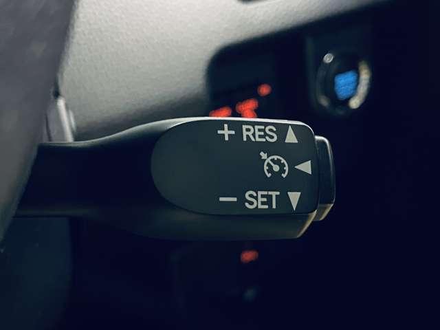 ルーミー 1.0カスタムG-T 5名 フルセグ付9インチTコネクトSDナビ!走行中TV/DVD視聴可!BT!パノラミックビューM!スマートアシストIII!エコアイドル!ブラックルーフ!モデリスタアンダーエアロ&15インチA(13枚目)